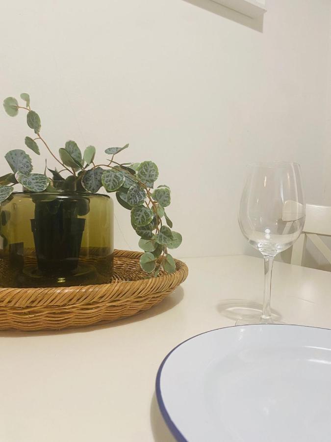Joli Appartement Intra-Muros Avignon Exteriör bild