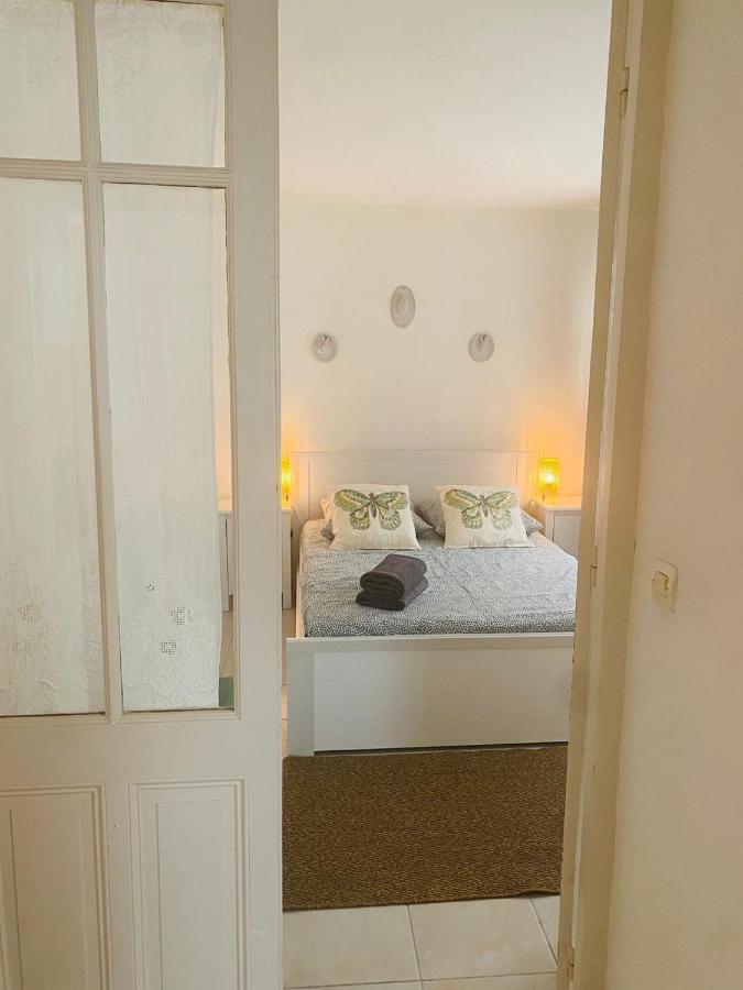 Joli Appartement Intra-Muros Avignon Exteriör bild